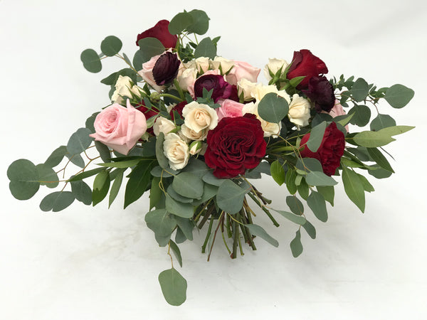 WRAPPED VALENTINE'S DAY BUNDLE 12 STEMS MIXED ROSES & GREENS - Blushes & Blooms