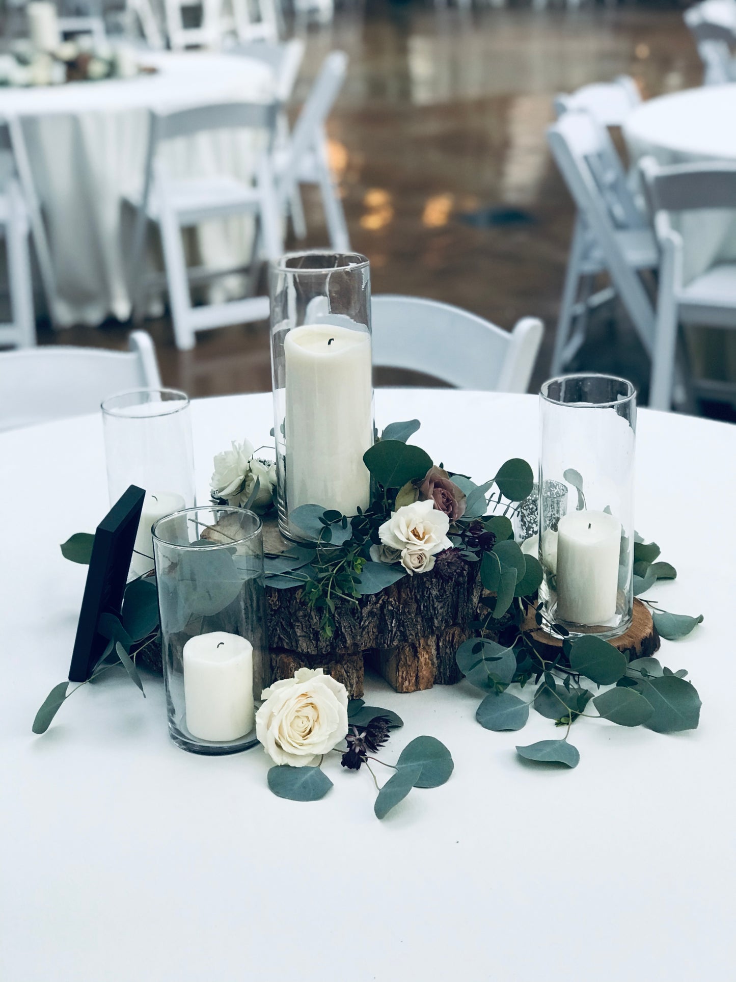 Glass cylinder with pillar candle